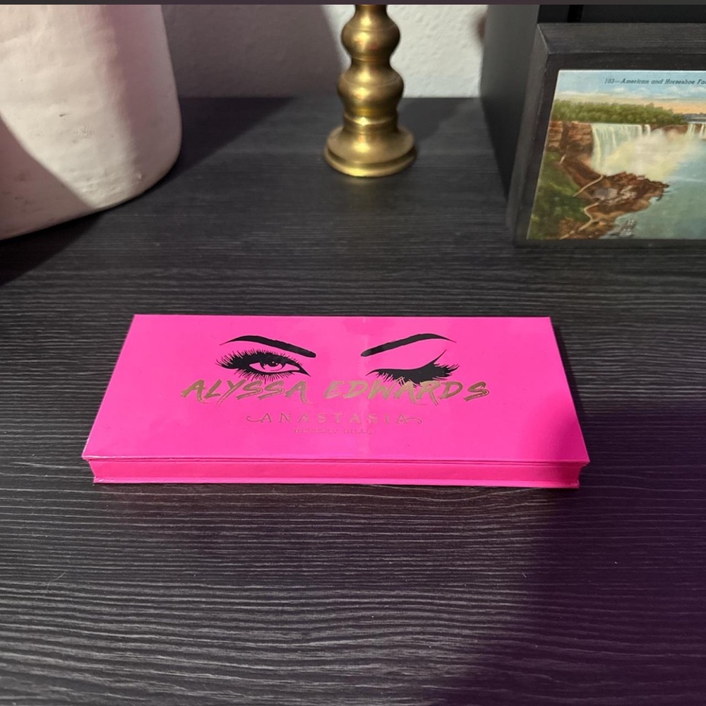 Anastasia Beverly Hills Alyssa Edwards Eyeshadow Palette